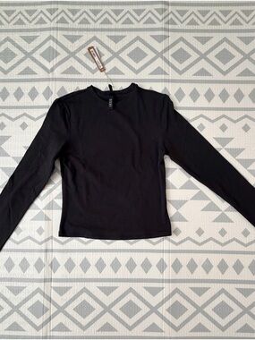 SKIMS Black Long-Sleeve Crewneck Top